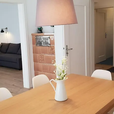 Spacious Cozy Walking Distance To Outlet Apartament