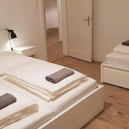 Spacious Cozy Walking Distance To Outlet Apartament *