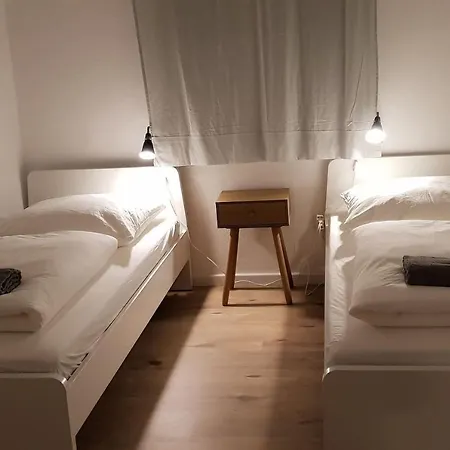 Spacious Cozy Walking Distance To Outlet Apartament Metzingen (Tubingen)