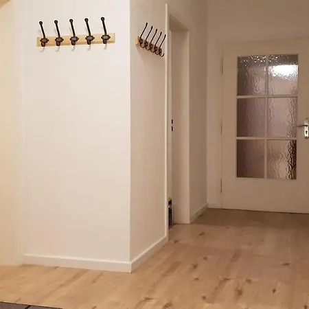Spacious Cozy Walking Distance To Outlet Apartament